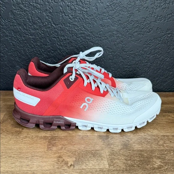 On Cloud Women’s Running Shoes Size 10 - Picture 1 of 5